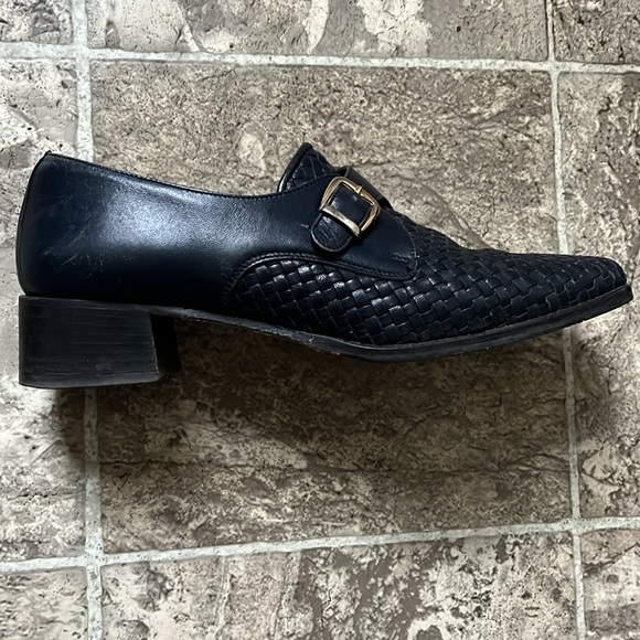 Roberto Capucci//slip on leather shoe - Picture 2 of 10